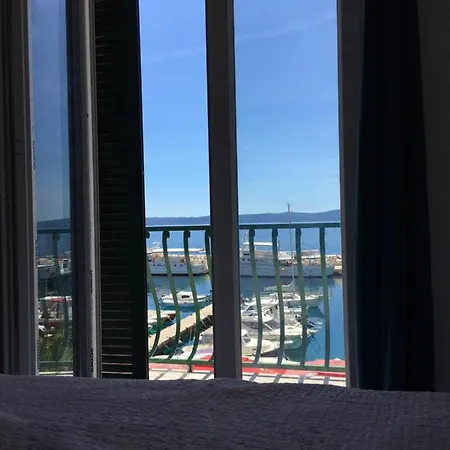 Apartman Nola *