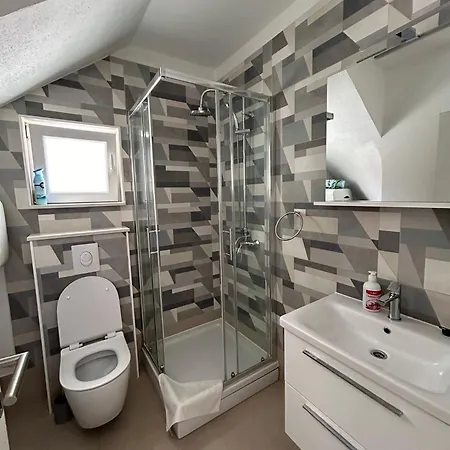 Nola Apartman *